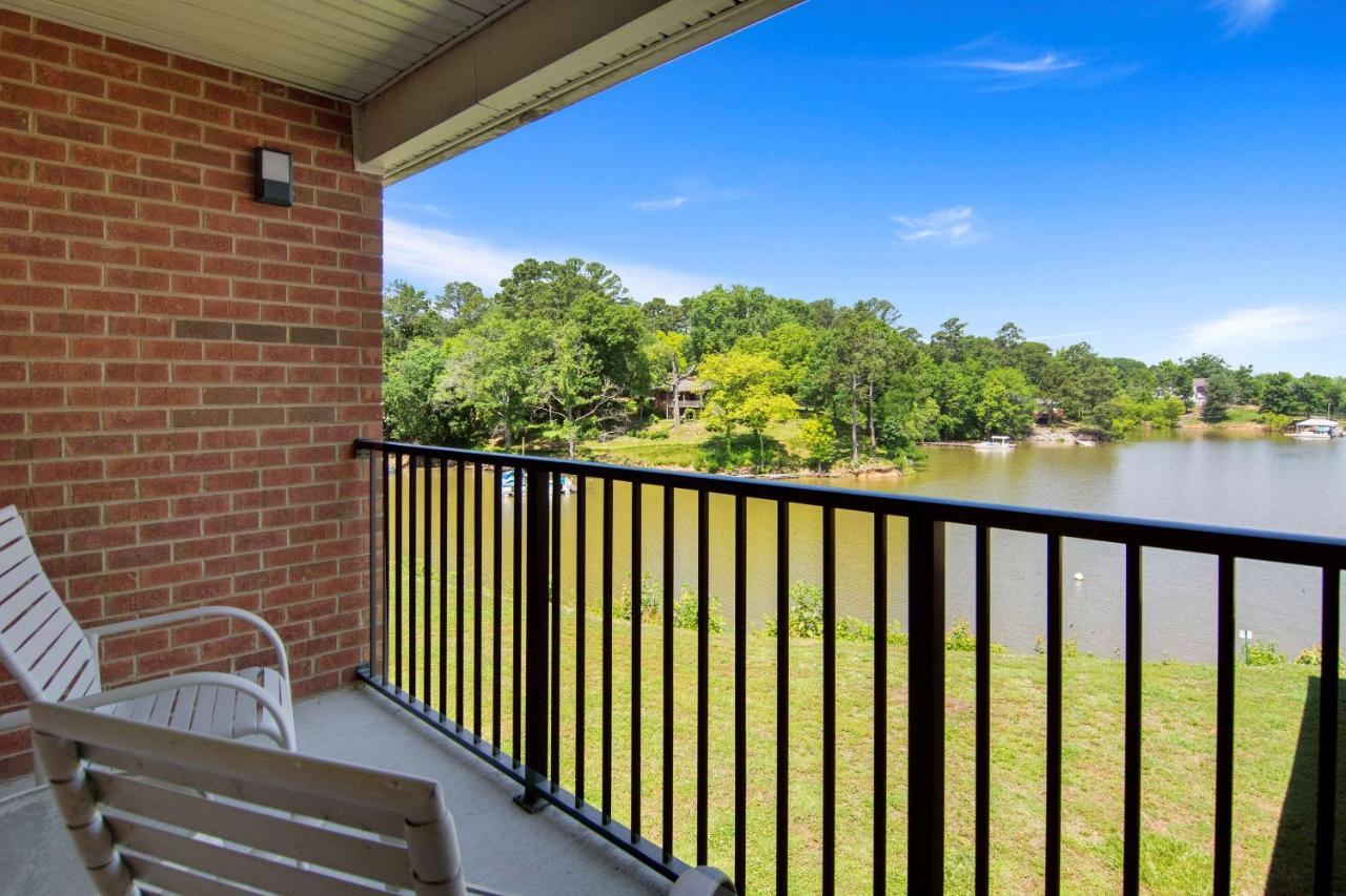 Hotel Clarion Pointe On The Clarksville-south Hill West