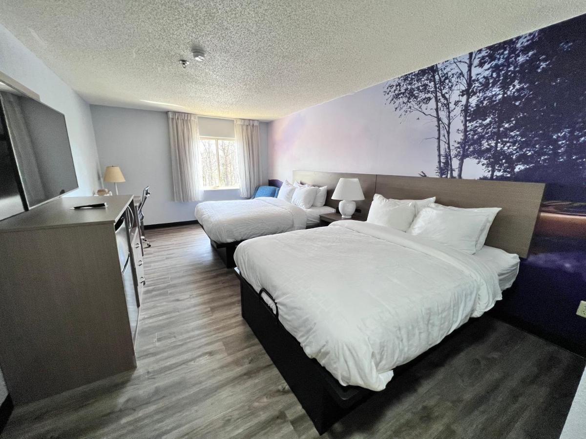 Hotel Clarion Pointe On The Clarksville-south Hill West Clarksville